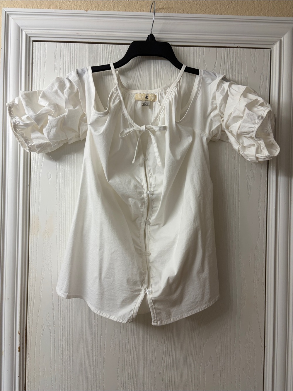 Off-Shoulder White Puff Sleeve Cotton Blouse